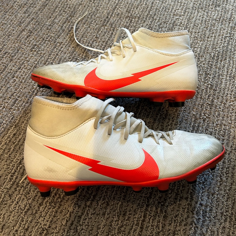 Mercurial Superfly 7 Club MG 'White Flash Crimson'